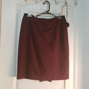NWOT! ny and co burgandy pencil skirt
